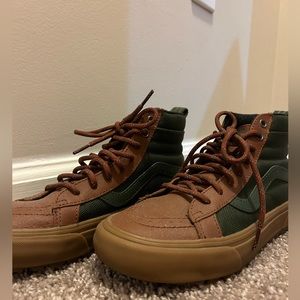Vans Sk8-Hi MTE-1 Shoe Womens 8/Men 6.5